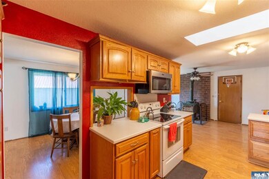 1028 W Lauridsen Blvd, Port Angeles, WA 98363 - photo 7