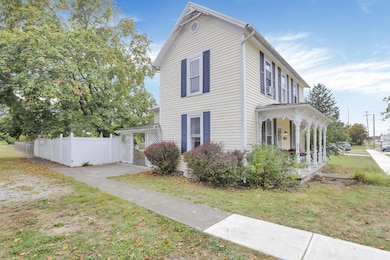 304 E Columbus St, Pleasantville, OH 43148 - photo 3