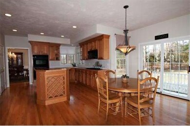 40 Harvestwood Ln, Mansfield, MA 02048 - photo 3