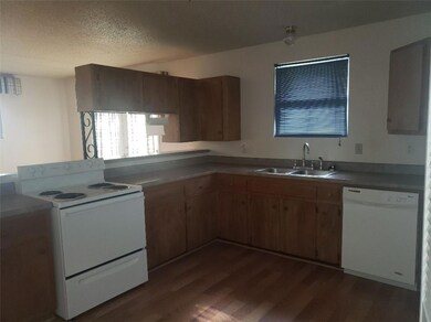 2713 Russell Dr, Marrero, LA 70072 - photo 4