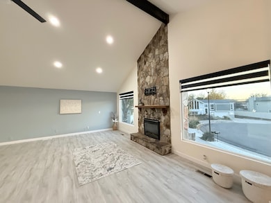 101 E Rembrandt Cir, Sandy, UT 84070 - photo 4