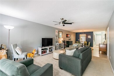 186 Boca Ciega Point Blvd S, Saint Petersburg, FL 33708 - photo 4