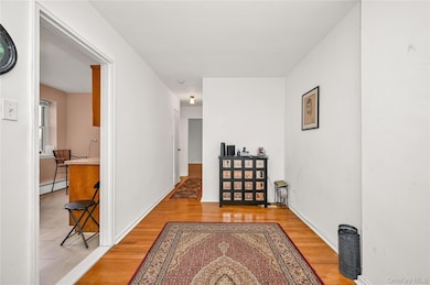 Sherwood Village Cooperative A, Inc. unit 3B, Corona, NY 11368 - photo 4