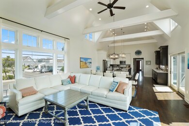 Family Room Kitchen