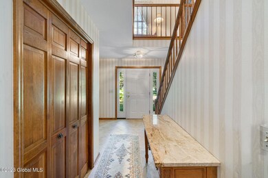 43-web-or-mls-10-berkshire-dr-w