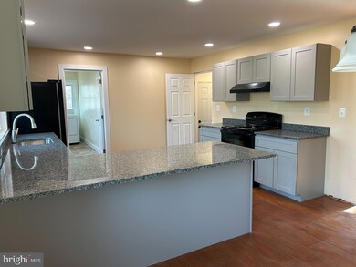 602 Scott Rd, Perkasie, PA 18944 - photo 5