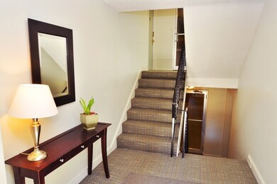 25 Custer St unit 302, Jamaica Plain, MA 02130 - photo 4