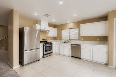 3141 Diamond Crest Ln, Henderson, NV 89052 - photo 6