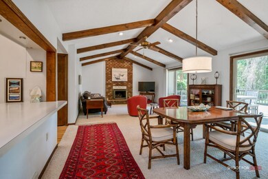 834BrookVillage16Lores