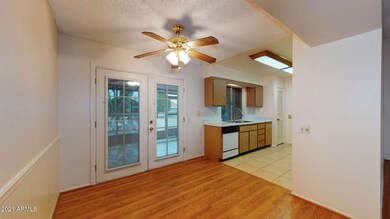 10013-W-Burns-Drive-Sun-City-Az-85351-11