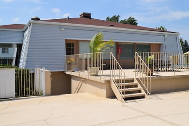 4511 Kings Walk Dr unit 2B, Rolling Meadows, IL 60008 - photo 5