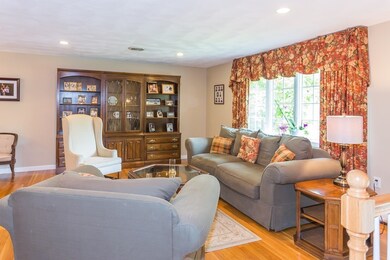 39 Longbow Rd, Danvers, MA 01923 - photo 4