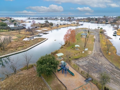 902 Prairie Creek Rd, Granite Shoals, TX 78654 - photo 3