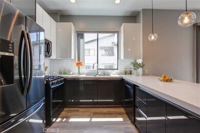 330 Salem St unit 301, Glendale, CA 91203 - photo 2