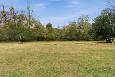 2434B Eastland Ave, Nashville, TN 37206 - photo 2