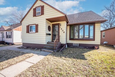 1206 Webster St, Fairmont, MN 56031 - photo 4