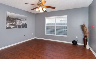 Den/Office/5th Bedroom