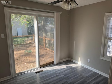 1105 Patterson Rd, Florissant, MO 63031 - photo 5