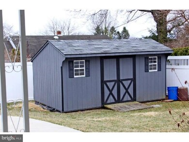 1022 Whitner Rd, Reading, PA 19605 - photo 7