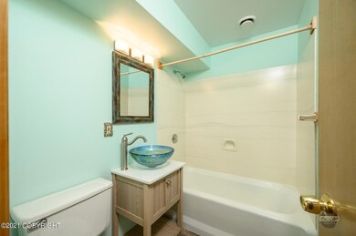 Downstairs full bathroom