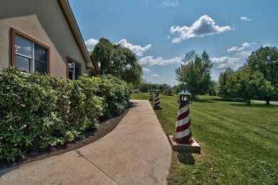 1508 Starry Ln, Effort, PA 18330 - photo 2