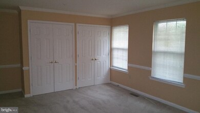 4133 Applegate Ct, Suitland, MD 20746 - photo 7