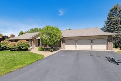 6136 Arctic Way, Edina, MN 55436 - photo 3