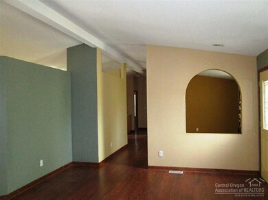 63465 Mustang Rd, Bend, OR 97701 - photo 4