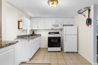 32 Ruby St, West Yarmouth, MA 02673 - photo 2