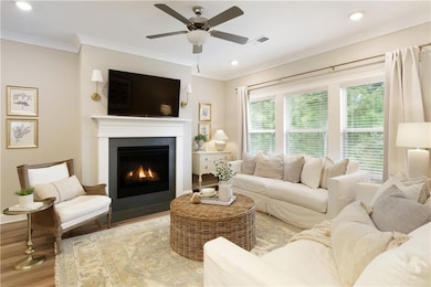 Bright, neutral interior and custom blings through