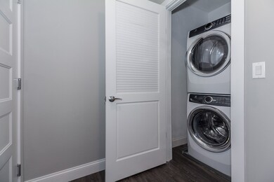 11 Minot St unit 204, Dorchester, MA 02122 - photo 6