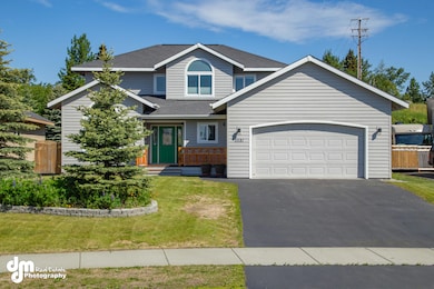 Exterior Front 9483-FULL