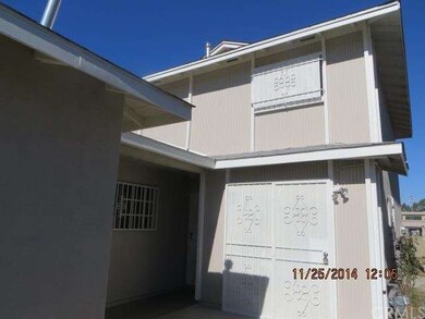 Front view 3