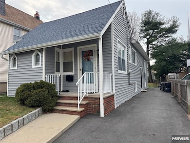 9 Beaver Ave unit 2, North Arlington, NJ 07031 - photo 2