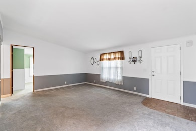 109 S South Point Dr, Fairborn, OH 45324 - photo 6