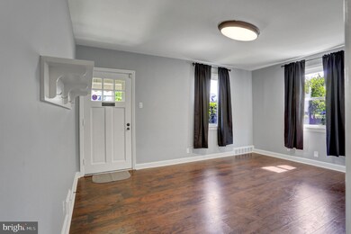 1057 Fairview Rd, Hagerstown, MD 21742 - photo 4