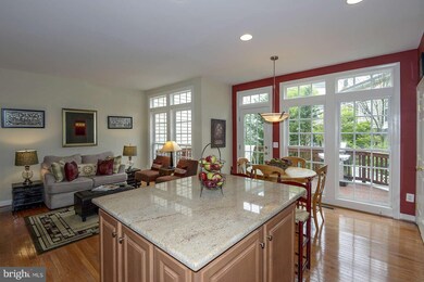 6927 Inlet Cove Dr, Fort Belvoir, VA 22060 - photo 5