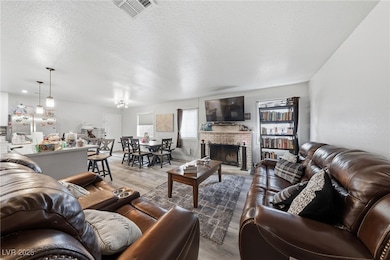 4788 Marnell Dr, Las Vegas, NV 89121 - photo 3