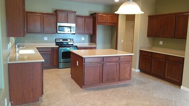 5 - Kitchen