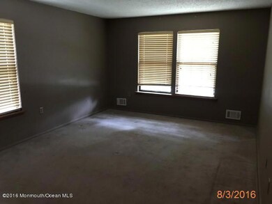 bedroom2 (2)