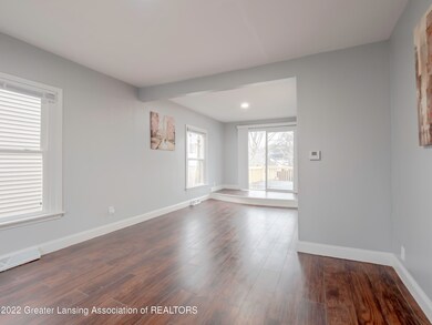 207_E_Mt_Hope_Ave_001-HDR