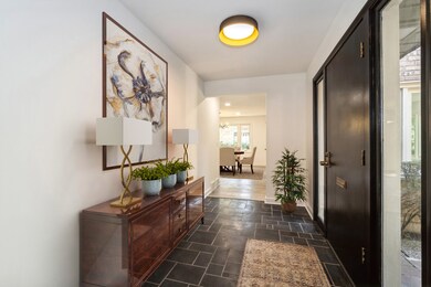 2050 Plymouth Ln unit 5, Northbrook, IL 60062 - photo 2