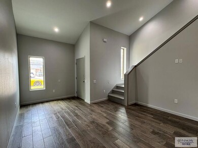 7100 Via Del Mar Cir unit D-8, Brownsville, TX 78521 - photo 4