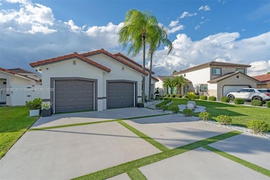 6167 NW 181st Terr Cir N, Hialeah, FL 33015 - photo 2