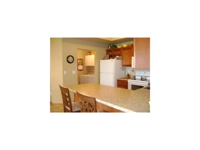 Kitchen. Breakfast Bar - Laundry Close