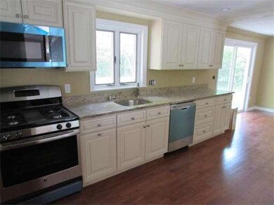 17 Bradford Rd, Framingham, MA 01701 - photo 3