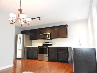 Updated Kitchen/Brand NEW Stainless Steel Applianc
