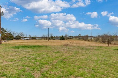 168 Phillips St, Callisburg, TX 76240 - photo 5