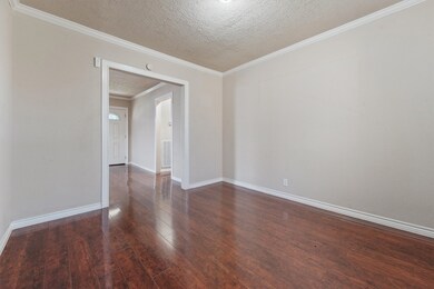 7128 Foster St, Houston, TX 77021 - photo 6
