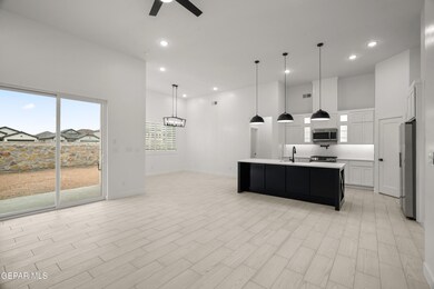 920 larkhall-13